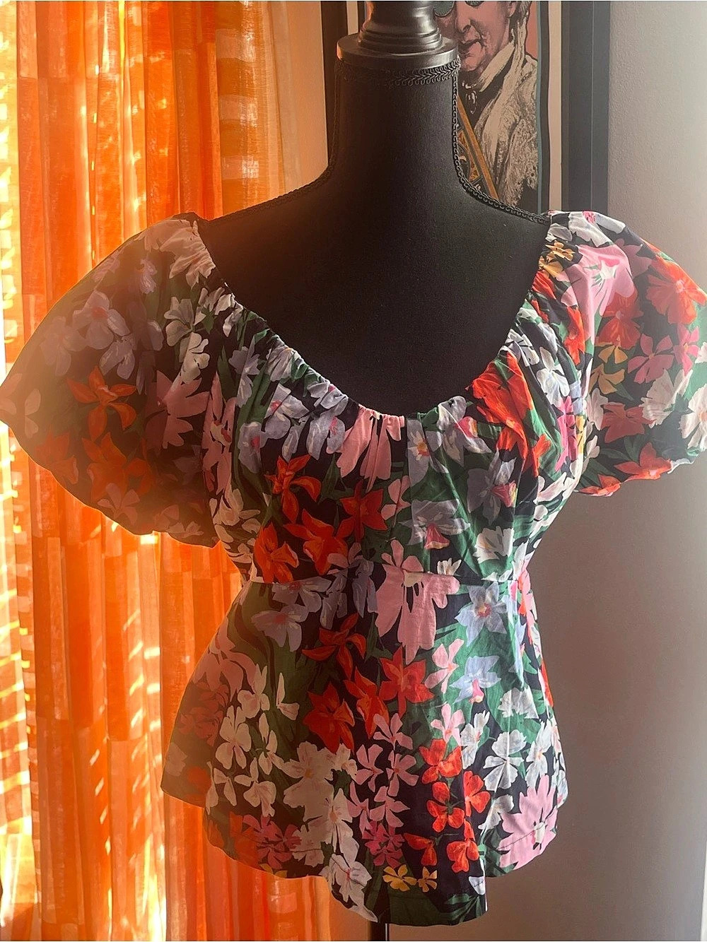 Old Navy Puff-Sleeve Smocked Floral-Print Swing Blouse Black & Pink Large Like N